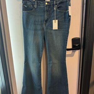 Good American Good Legs Flare Jeans in Deep Blue